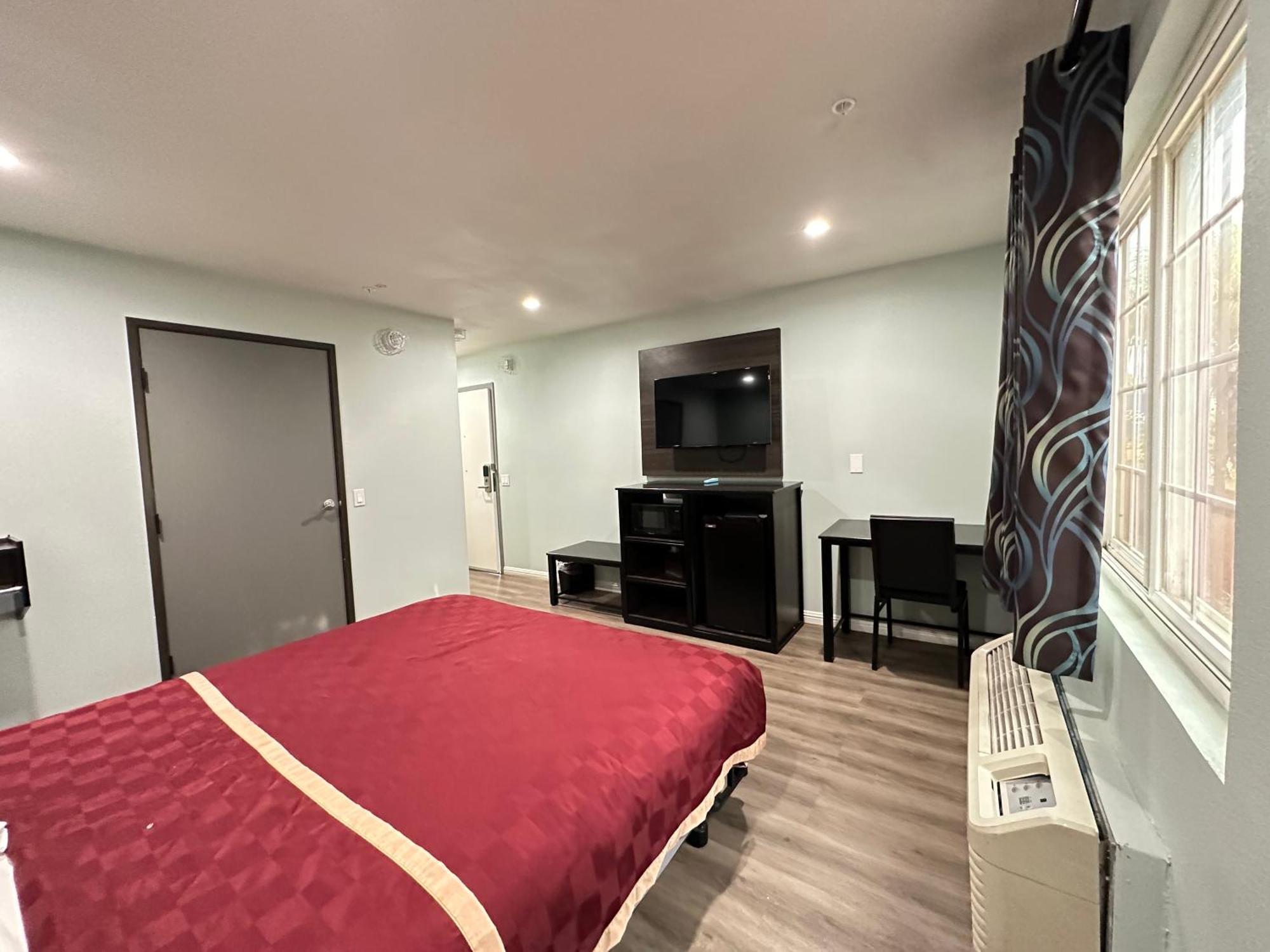 ทราเวลลอดจ์ บาย วินด์แฮม ออนแทริโอ Motel ออนตาริโอ ภายนอก รูปภาพ