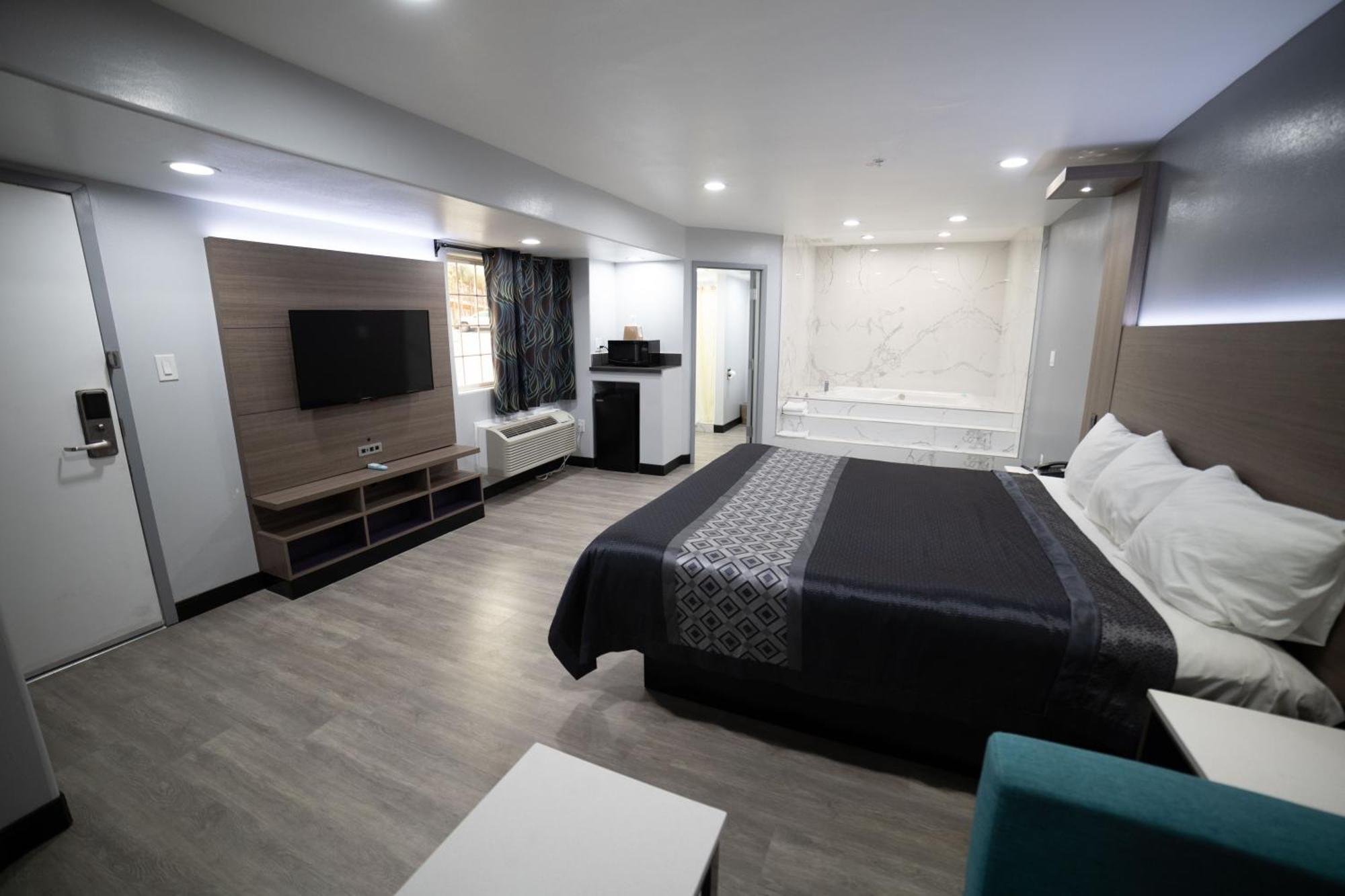 ทราเวลลอดจ์ บาย วินด์แฮม ออนแทริโอ Motel ออนตาริโอ ภายนอก รูปภาพ