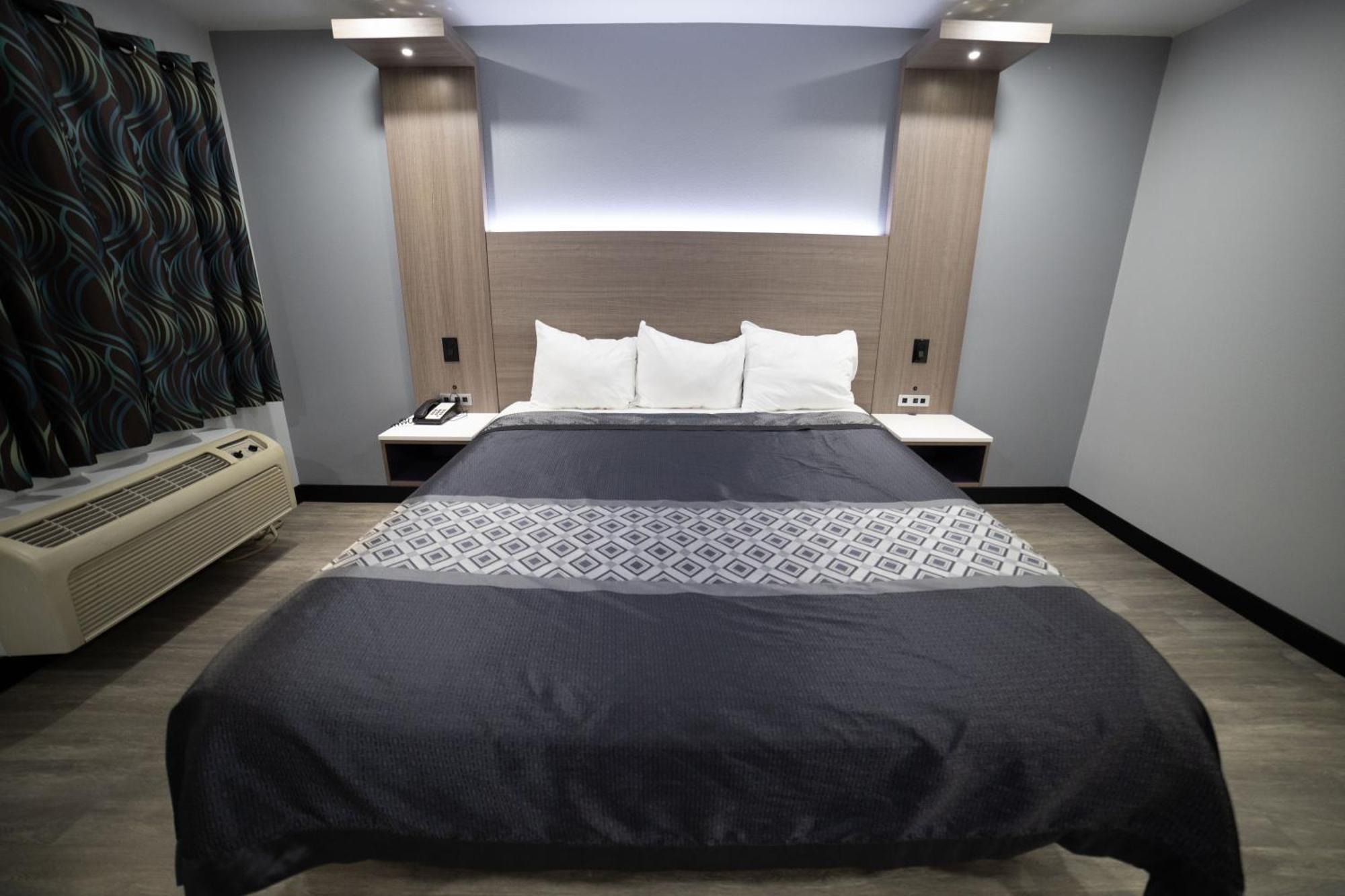 ทราเวลลอดจ์ บาย วินด์แฮม ออนแทริโอ Motel ออนตาริโอ ภายนอก รูปภาพ
